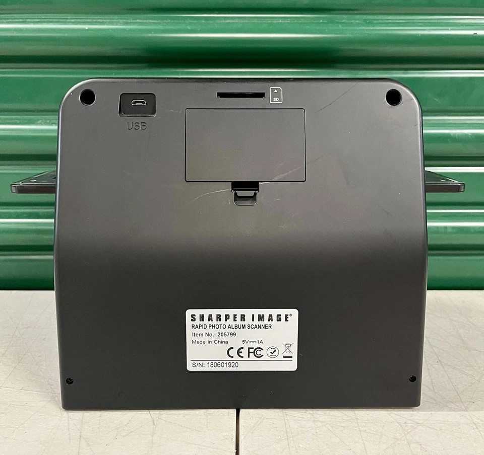 Sharper Image Rapid Photo Album Scanner 205799 - Image 3 of 4