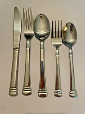 30 Piece Cambridge CODIE Glossy Stainless Flatware 6 Complete Place Settings