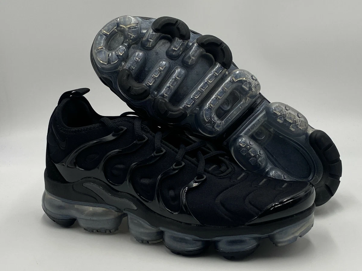 Mens nike vapormax plus sale deals