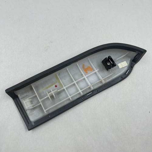 1998-2002 Nissan Xterra Padded Door Arm Rest Front RH Passenger Factory OEM - Picture 5 of 9