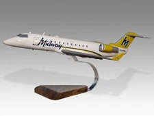 Canadair CL-600 Midway Airlines Desk Wood Airplane New Model Small Scale 1/72
