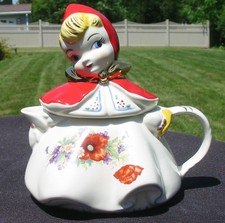 Vintage Little Red Riding Hood LRRH Teapot Coffee Pitcher Ceramic Poppy Pattern