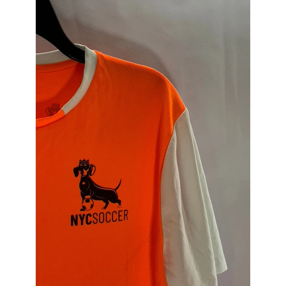 Camiseta de futebol UMBRO feminina laranja/branco personalizada gola redonda NYC manga curta tamanho M - Imagem 3 de 4