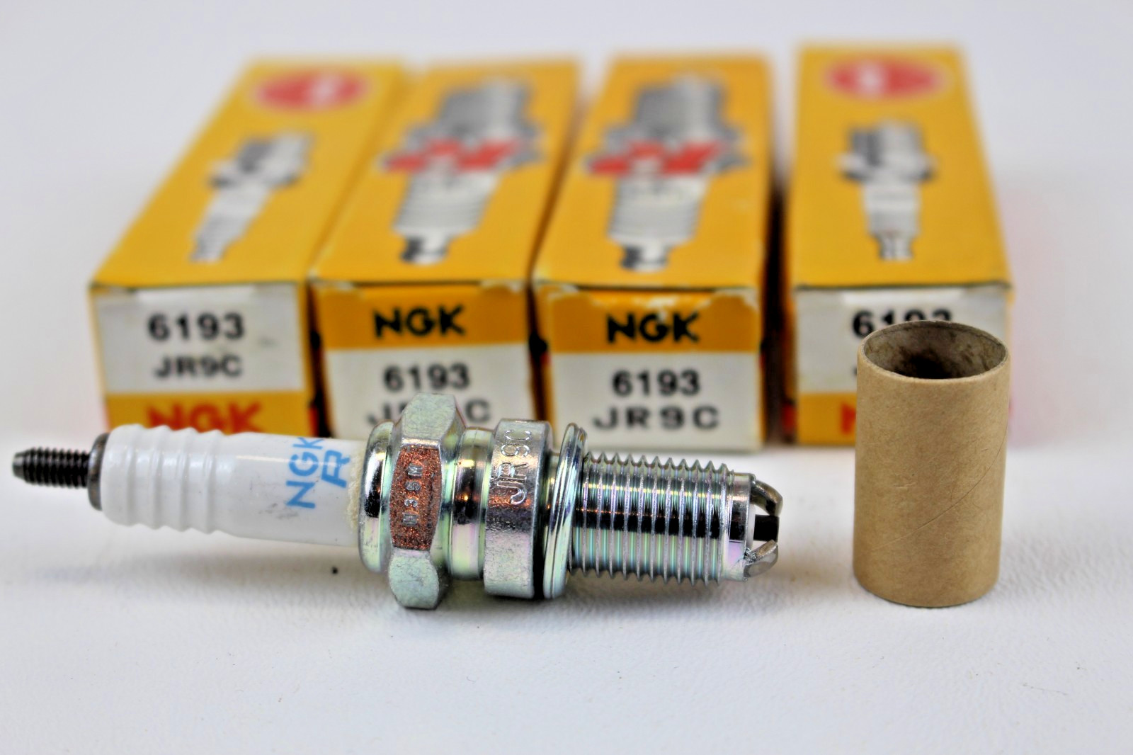 4pk NGK JR9C Stock# 6193 Spark Plugs NOS Made in Japan