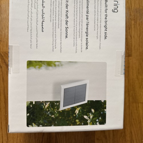 Panel Solar Anillo Original 2da Generación para Cámara Exterior Anillo USB-C - Imagen 2 de 3