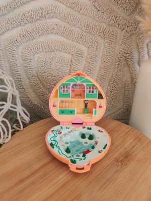 Polly Pocket Heidi's Alpine CHALET Bluebird 1989 Herz Vintage