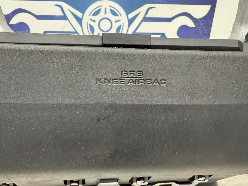 Lexus GS450H 2007 conductor inferior izquierdo tablero rodillera refuerzo - negro - 193 k Foto 2 de 4