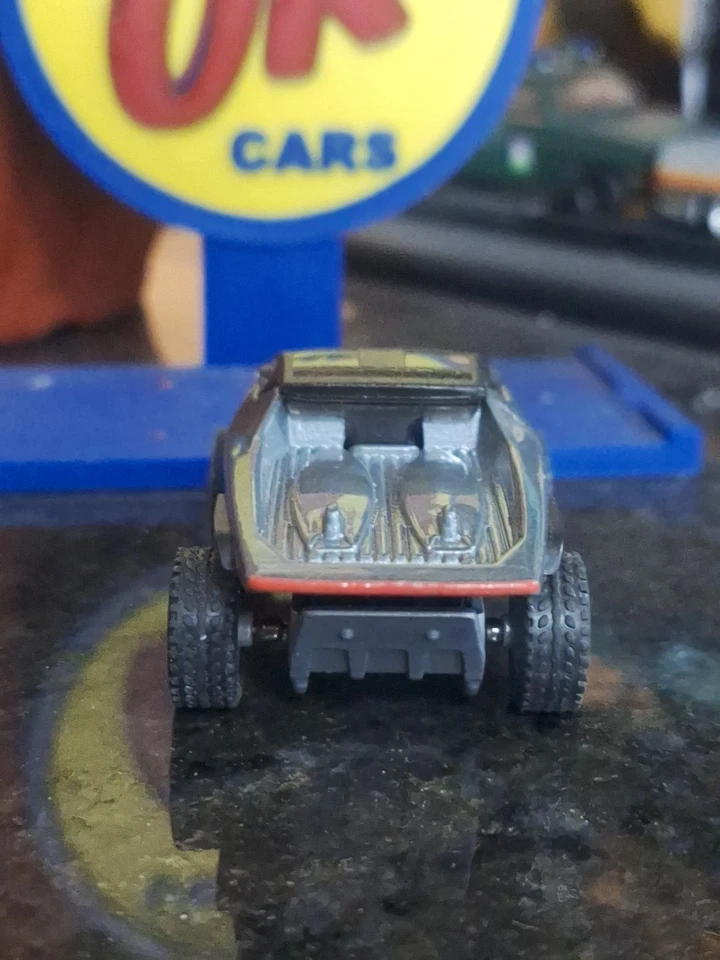 Hotwheels Custom Polestar TRX ruedas intercambiadas y sueltas Foto 4 de 4