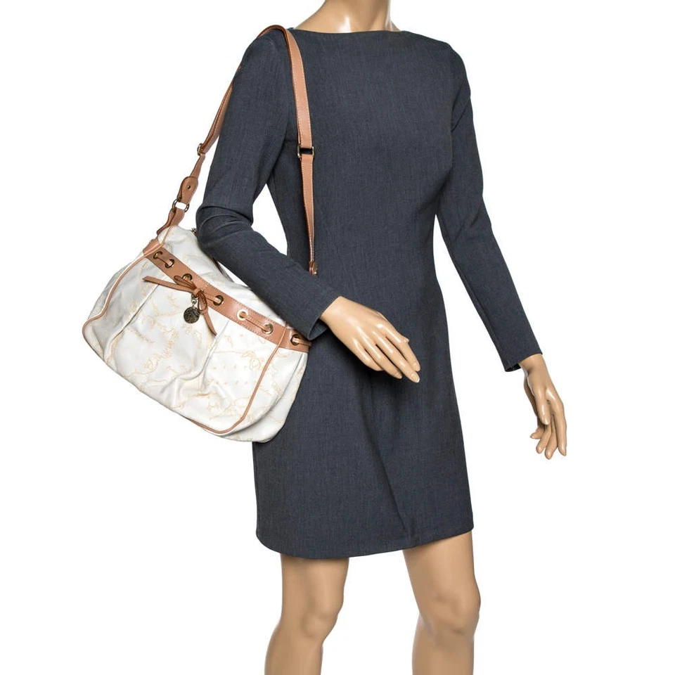 Cartera Alviero Martini 1A Classe Blanca Geo Repujado Lona Lazo Foto 2 de 4