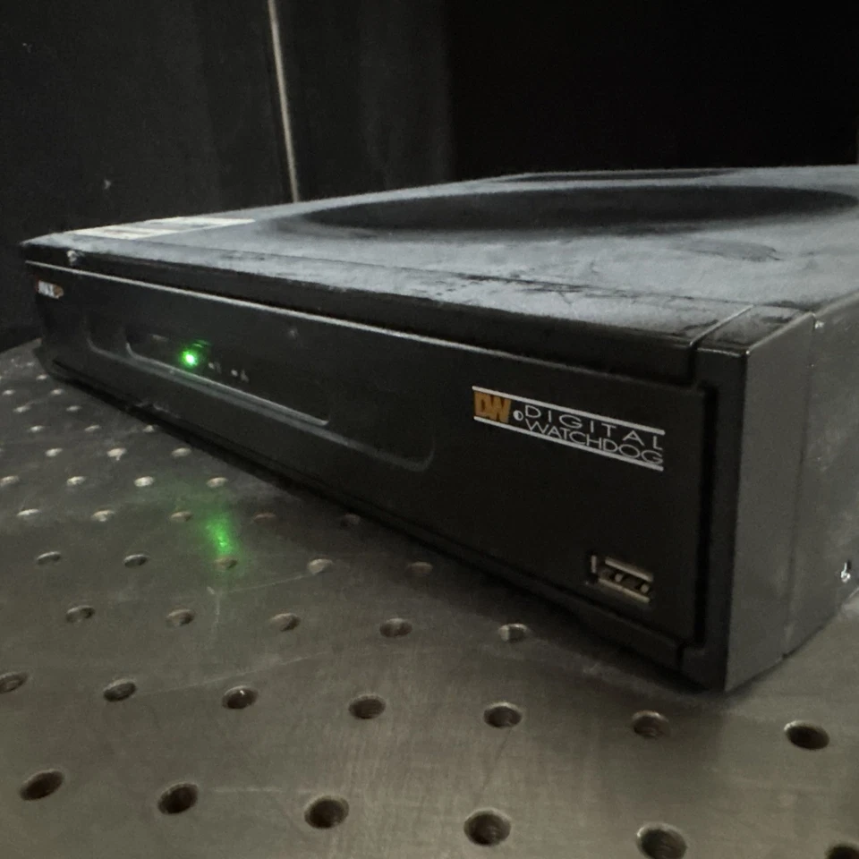 Digital Watchdog DW-VF16 VMAX Flex 16-Channel Digital Video Recorder  1TB - Image 3 of 4