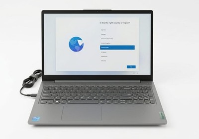Lenovo IdeaPad 3 15IAU7 15.6'' Full HD Touchscreen Laptop, Intel Core i5-1235U