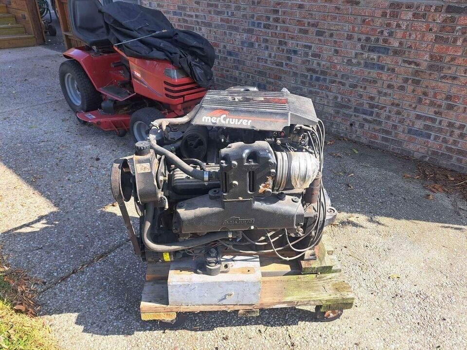 Mercruiser Thunderbolt 5.7L Marine Power 350 Marine Gas Mercruiser Thunderbolt 5.7L Marine Power 350 Marine Gas