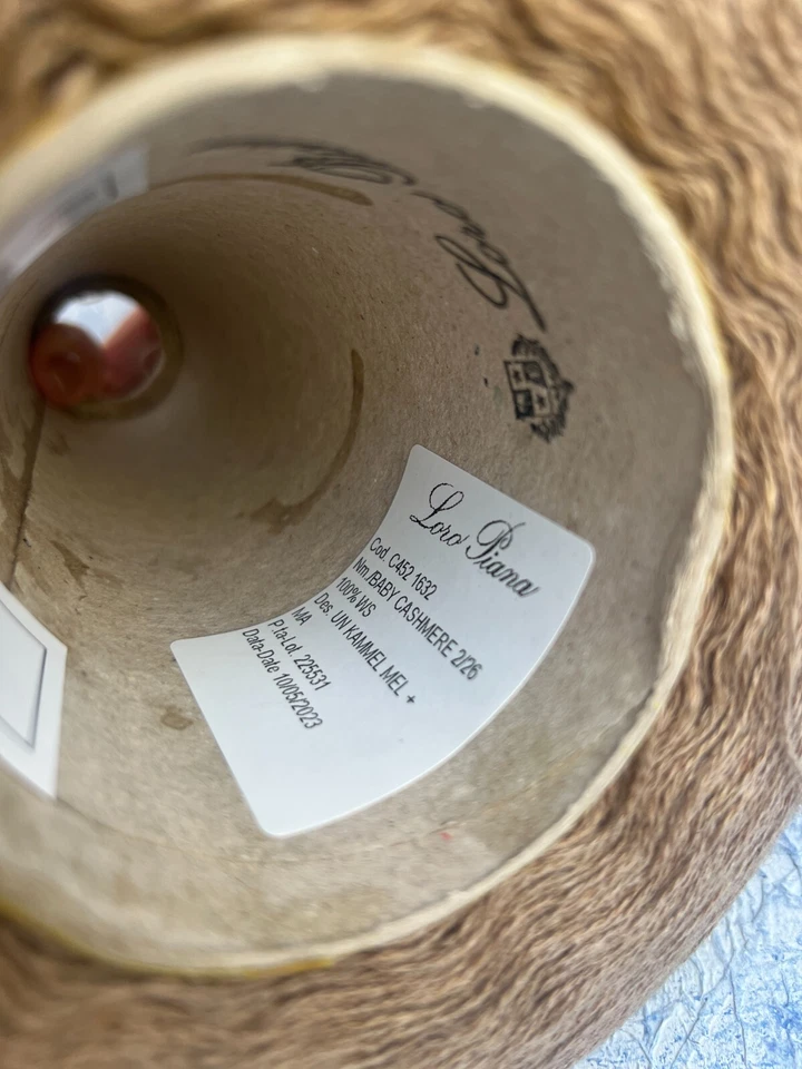 100% Baby Cashmere yarn Loro Piana 2/26 1300m/100g (1421yd/3.52oz) per 100g - Image 2 of 4