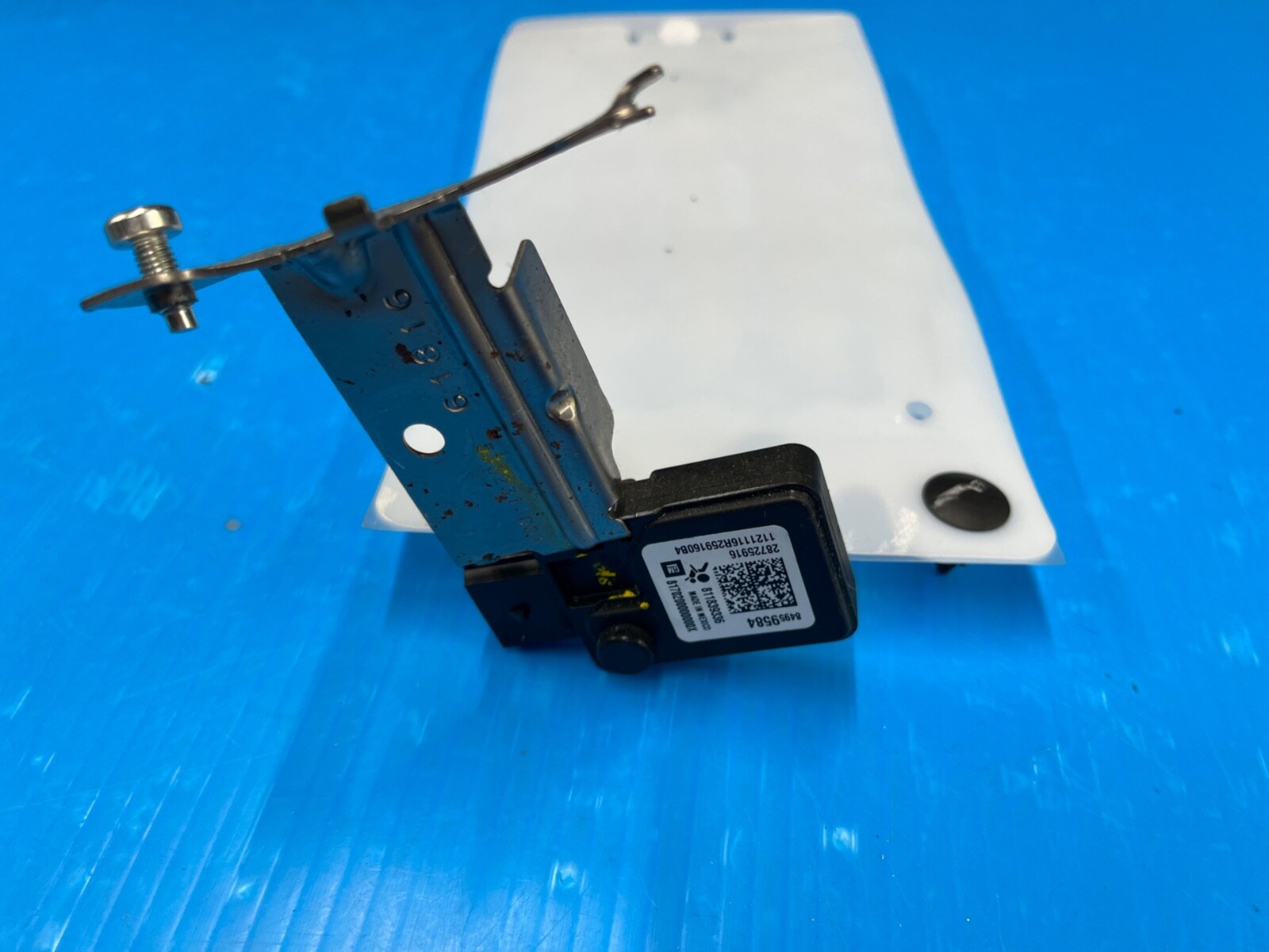 2021 CHEVROLET SILVERADO / GMC SIERRA RIGHT FRONT PASSENGER SEAT WEIGHT SENSOR eBay