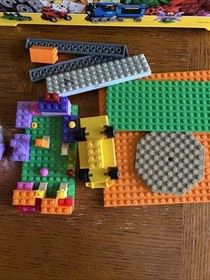 LEGO CLASSIC: Lego Medium Creative Brick Box 2015 with 3 Build IT books