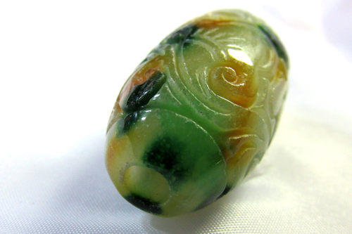 GREEN HONEY WHITE Jade Hand Carved Chinese Ruyi Lucky Barrel Large Slide pendant - Bild 6 von 7
