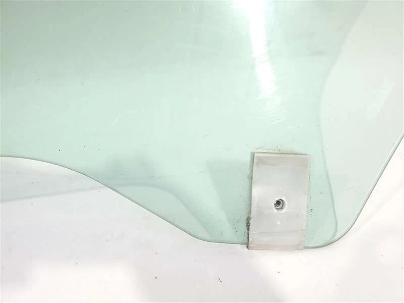 Vidrio puerta delantera derecha OEM 2009 2010 2011 2012 Hyundai Genesis  Foto 4 de 4