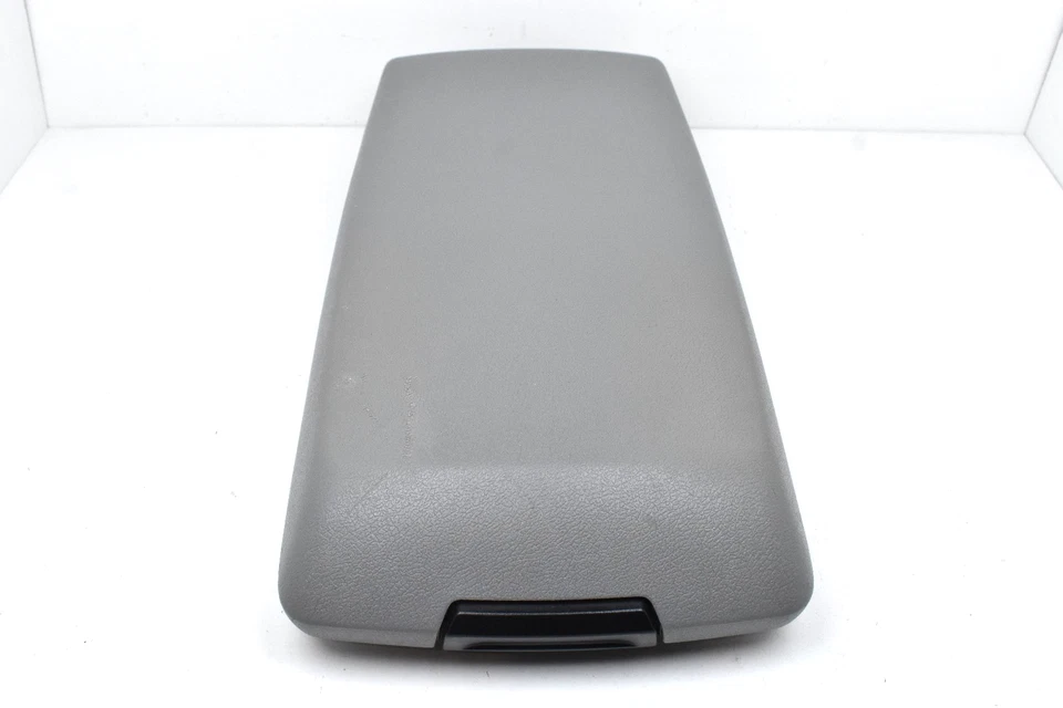 Dodge Magnum 2005-2007 consola central gris claro reposabrazos de vinilo tapa superior OEM Foto 2 de 4