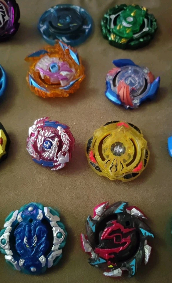 Beyblade Lote Mixto De 20 Fusion Burst Bakuten Shoot TAKARA TOMY Foto 3 de 4