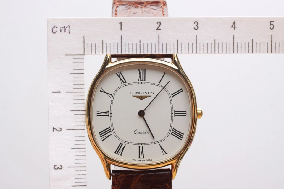 Nuevo Reloj de Cuarzo Batería [Casi COMO NUEVO] LONGINES Esfera Blanca 31mm Cuadrado Para Hombre JAPÓN Foto 3 de 4