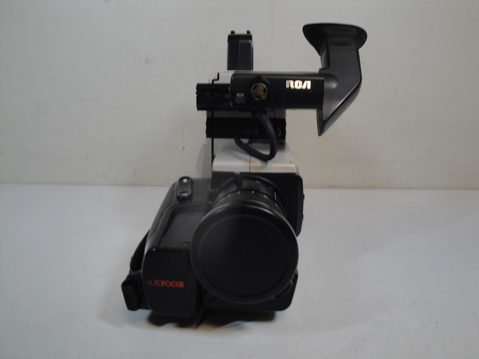RCA CC310 VHS CAMERA CAMCORDER W/ BATTERY CHARGER AND CORDS eBay