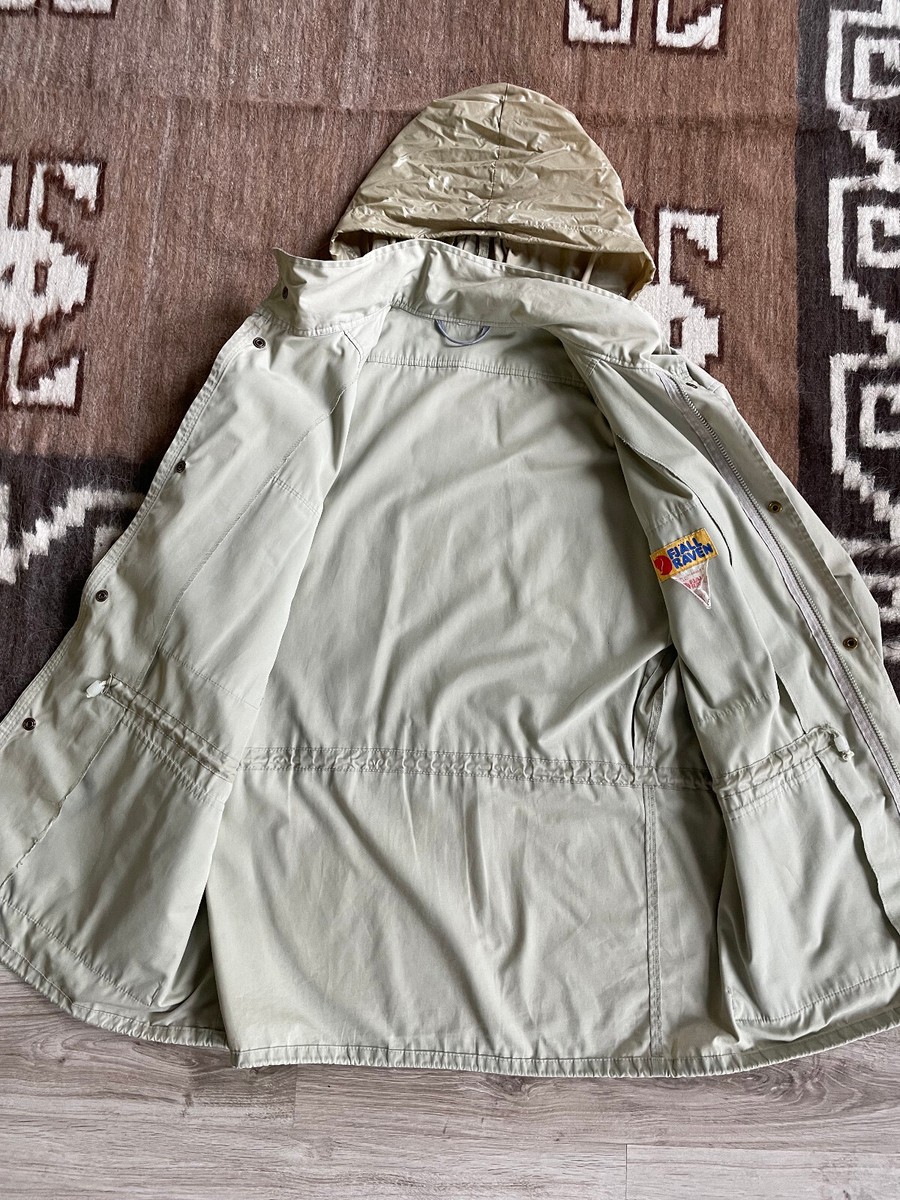 ジャケット・アウター 80s vintage FJALLRAVEN nylonjacket Y2K Crazy Fjällräven Vintage Windbreaker😵‍💫 -Multiple | Depop