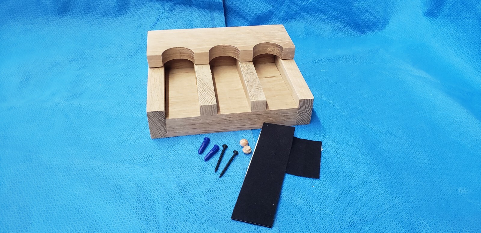 Picture 2 of 4