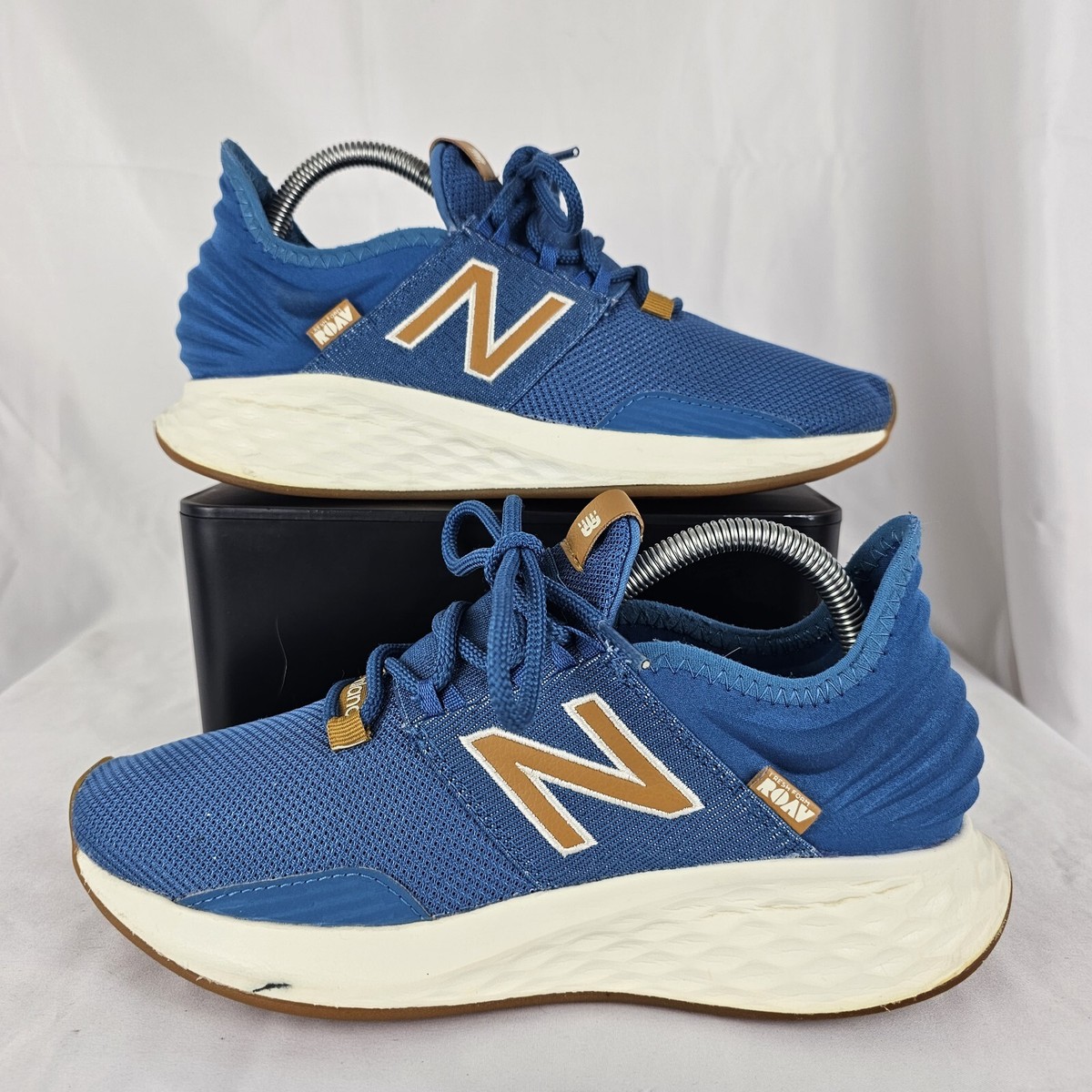 blue and gold new balance cleats
