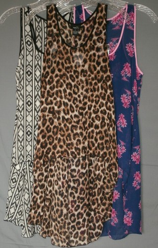 Junior-Sheer-Hi/Lo-Sleeveless-100% Polyester Tank-Racerback-Rue21-SzS,M,L,XL  - Afbeelding 1 van 19