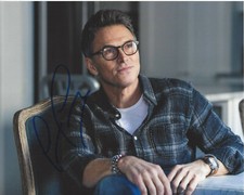 TIM DALY SIGNED AUTHENTIC 'MADAM SECRETARY' 8X10 PHOTO w/COA SUPERMAN ACTOR 