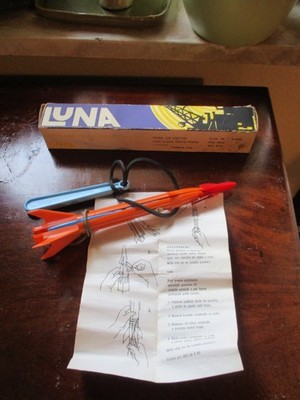 VINTAGE ALTE SELTENE WELTRAUMRAKETE SPIELZEUG LUNA IRISA TSCHECHIEN 1990 FULLSET