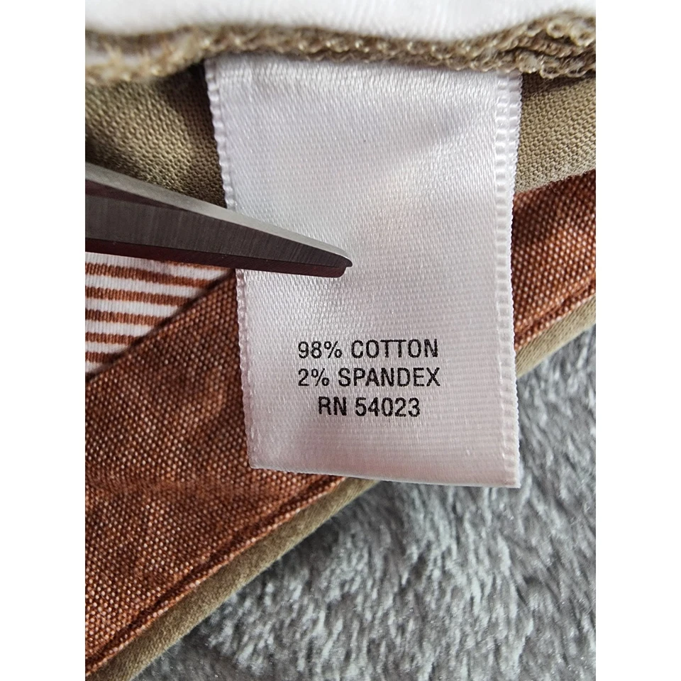 Pantalones Pantalón Banana Republic The Logan Fit tiro medio talla 6 caqui algodón elástico Foto 4 de 4