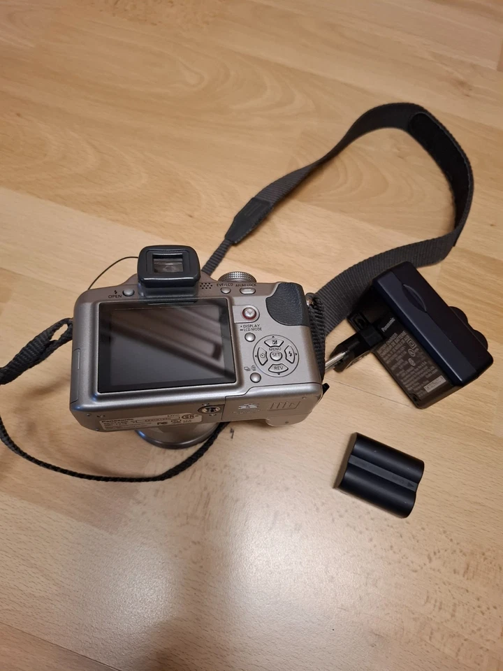 Panasonic Lumix DMC-FZ18, Foto 2 von 4