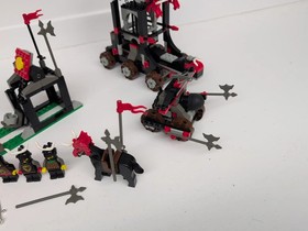 Lego Bull's Attack 6096 Knight's Kingdom 100% Complete Set 313 Pieces 4 Figures