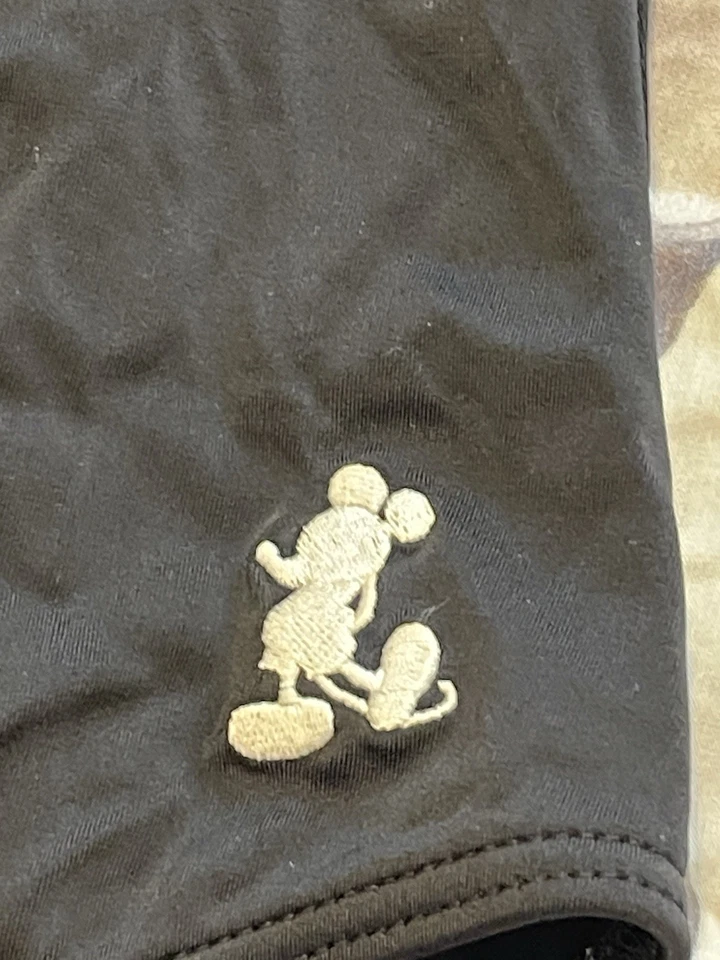 Autêntico traje de banho feminino Walt Disney World Resort grande preto e branco - Imagem 4 de 4