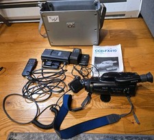 Sony CCD-FX410 Video8 Handycam Camcorder Bundle Remote Charger Battery Case