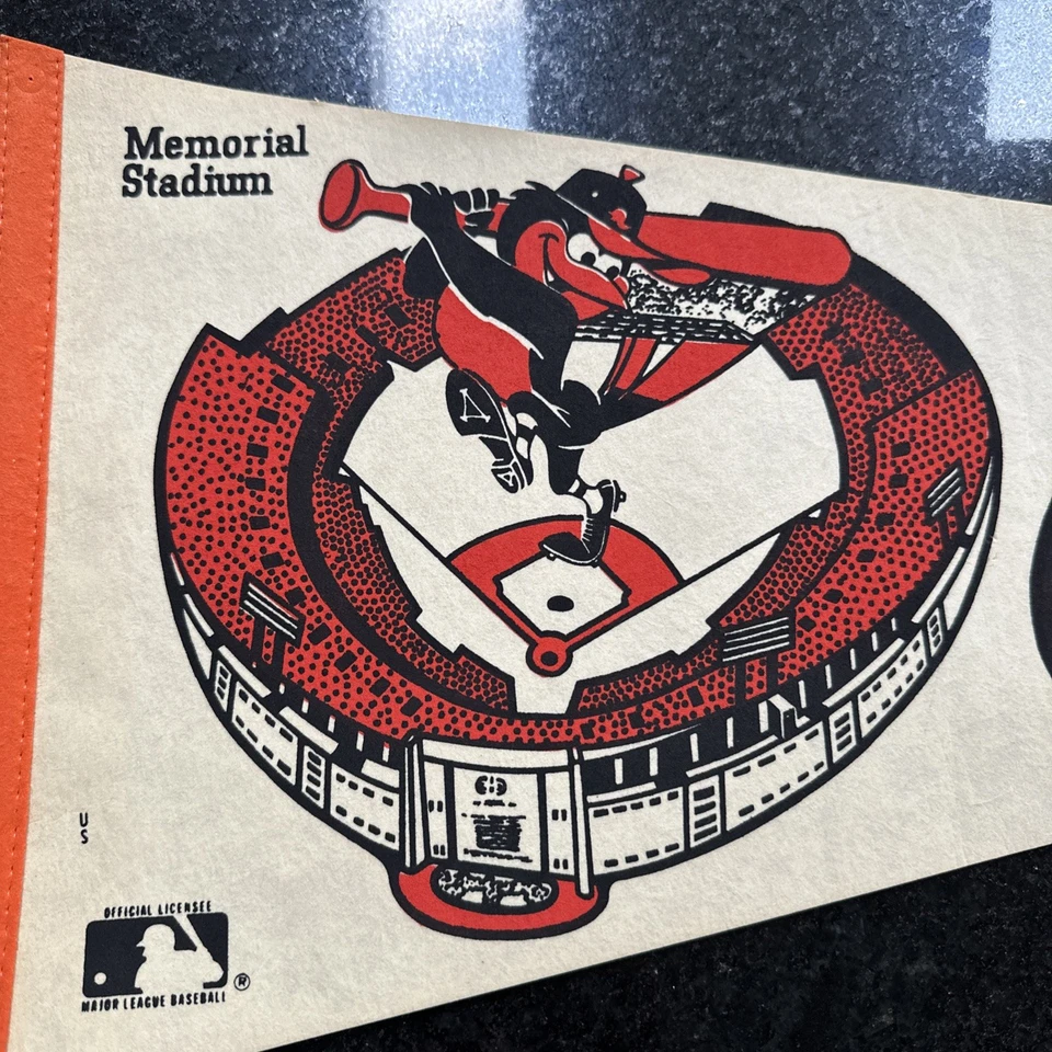 MLB Baltimore Orioles Vintage 1970's Memorial Stadium Team Logo Baseball Pennant - Image 2 of 4