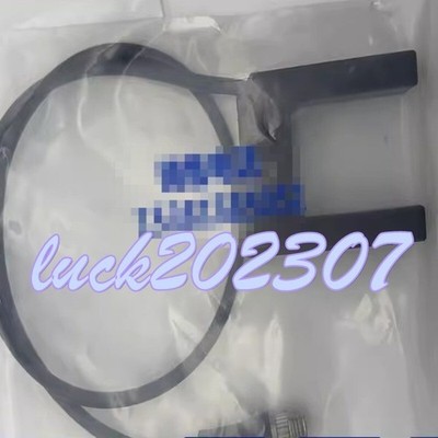 1PC New E3Z-R86-M3J Photoelectric switch *tm