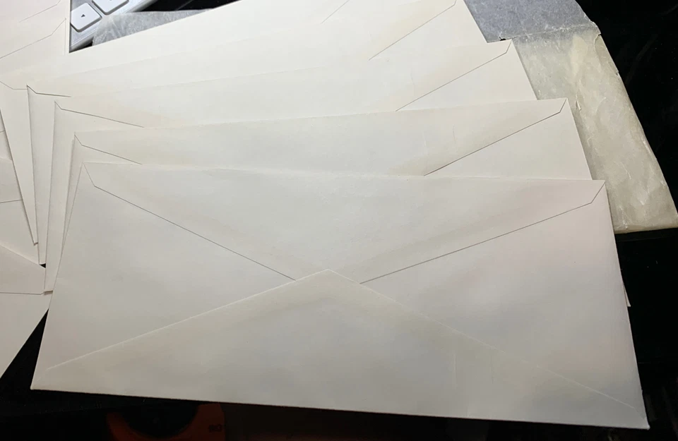 ELVIS PRESLEY   U.S. STAMP  OF 10 From 01/8/1993 (29 CENT STAMPS) - Image 4 of 4