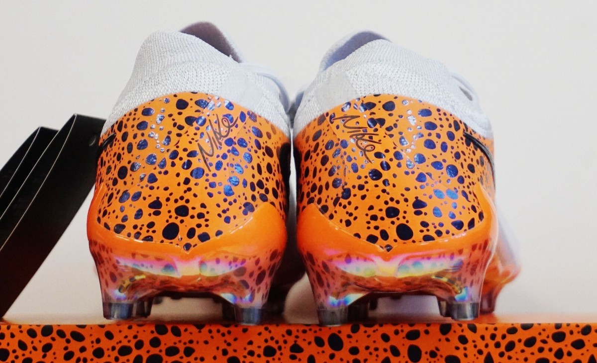 Nike Phantom GX II Elite AG-Pro P Soccer Cleats Olympic Nike Phantom GX II Elite AG-Pro P Soccer Cleats Olympic