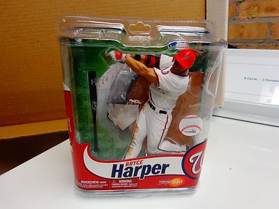 MCFARLANE BRYCE HARPER DEBUT and MLB 31 set of 2 fig WASHINGTON