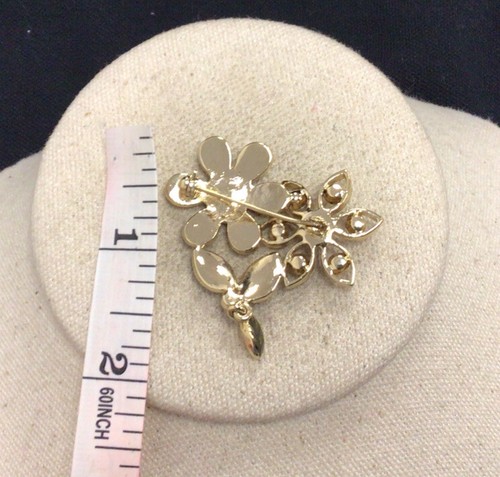 Vintage Gold Tone Costume Rhinestone Cab Stone Enameled Floral Leaves Pin MM346 - Picture 2 of 2