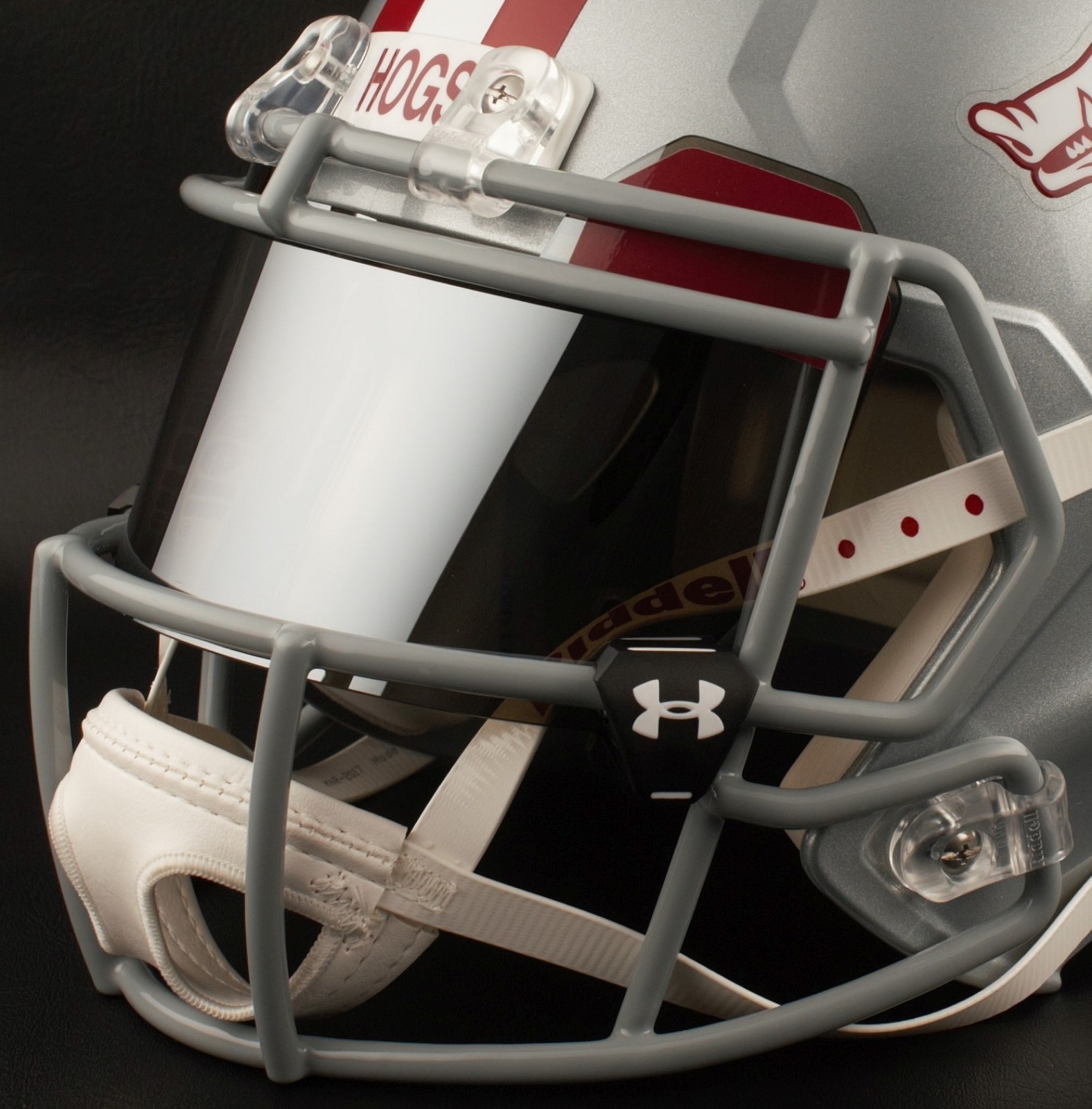 *CUSTOM* ARKANSAS RAZORBACKS NCAA UNDER ARMOUR Football Helmet EYE