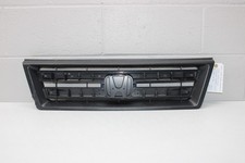 2007 2008 Honda Element Ex Front Upper Center Grille Witout Molding Insert Oem