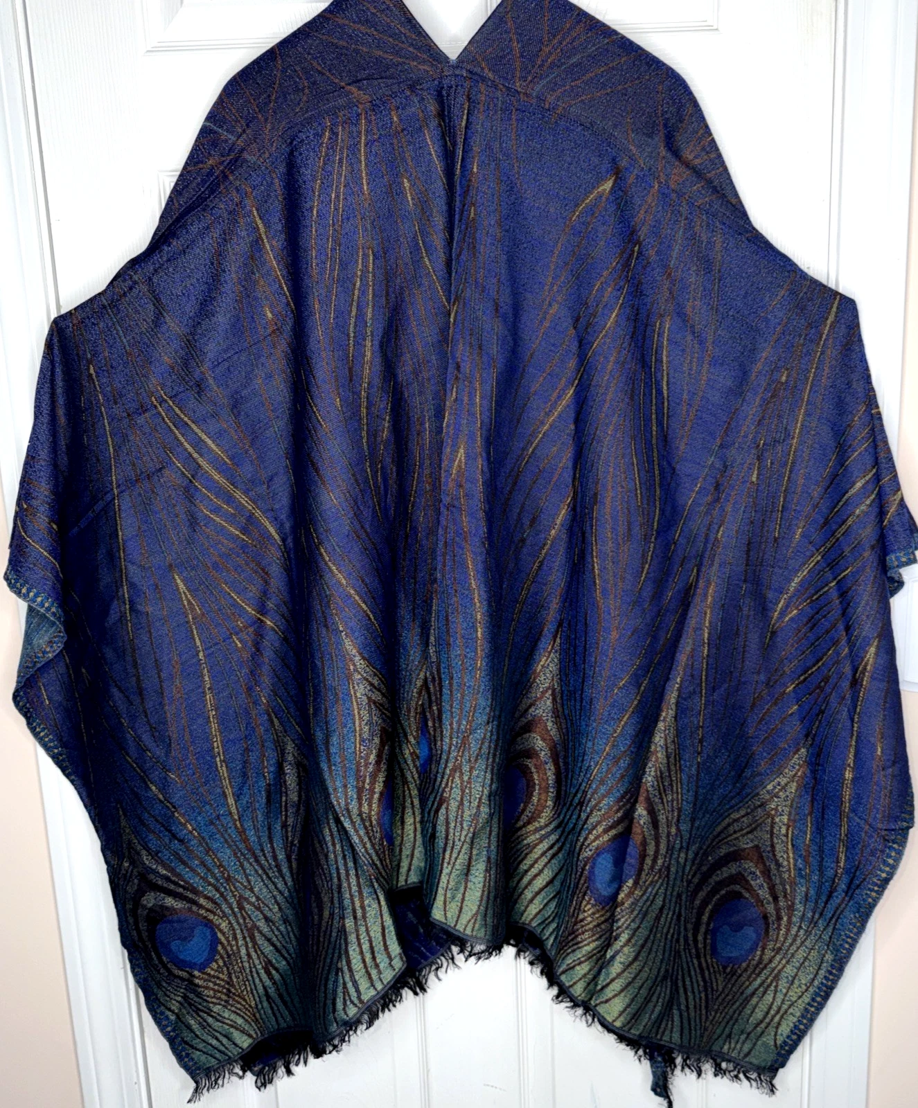 ANU Wool/Modal/Silk Womens Shawl Peacock Shawl Wrap Woven Blue Purple Designer
Opens in a new window