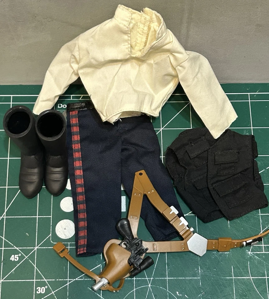 Uniforme de traje Hasbro Han Solo de Star Wars 1:6 Foto 2 de 3