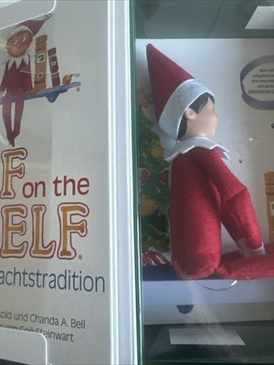 The Elf on the Shelf. Una Tradizione Natalizia. Solo Libro. No Elfo.      