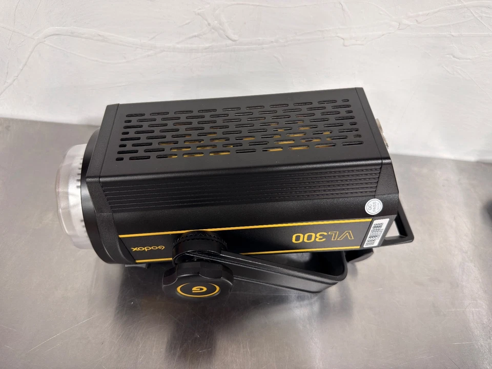 Monoluz LED continua Godox VL300 - 300 W Foto 3 de 4