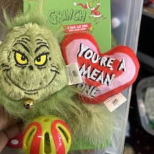 Cat Toys Dr Seuss The Grinch Catnip Bells Ball Feathers 3 Toys