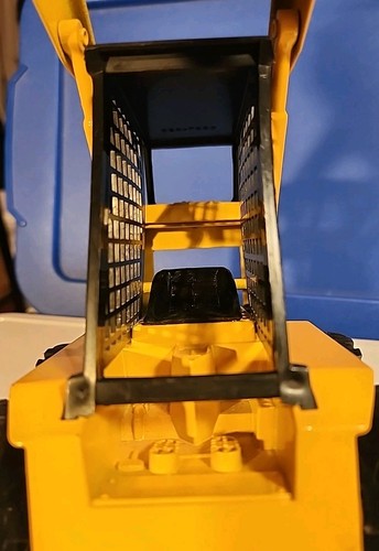 VTG~ERTL 1/16 SCALE~JOHN DEERE SKID STEER LOADER~SUPERB CONDIT~#569~YELLOW~USA! - Picture 21 of 21
